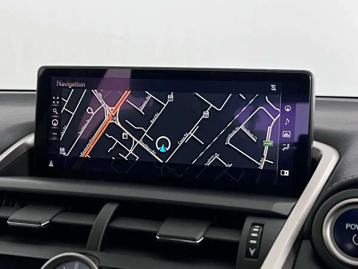 2018-lexus-nx-300h-25-se-4wd-big-31