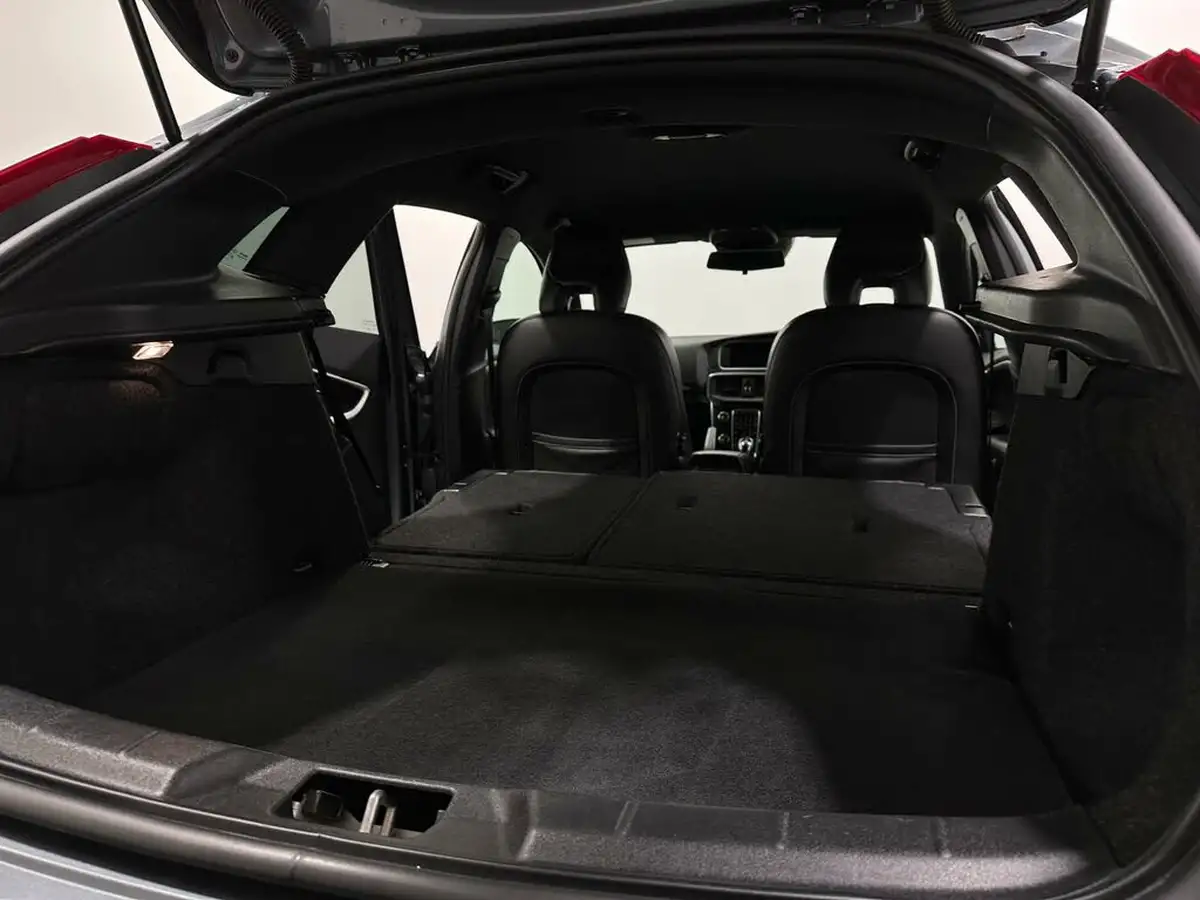 2017-volvo-v40-20td-d4-r-design-pro-geartronic-big-45