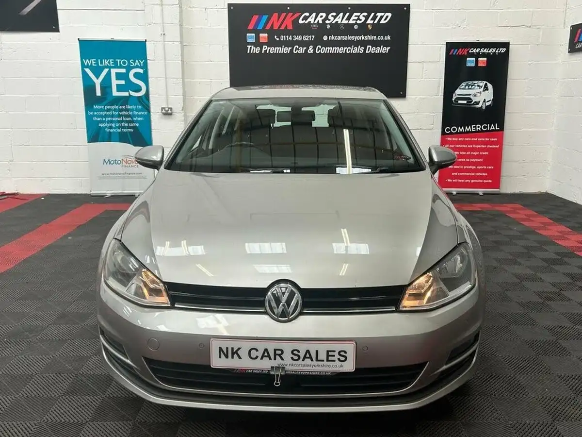 2015-volkswagen-golf-16tdi-match-105ps-bmt-ss-5d-big-3