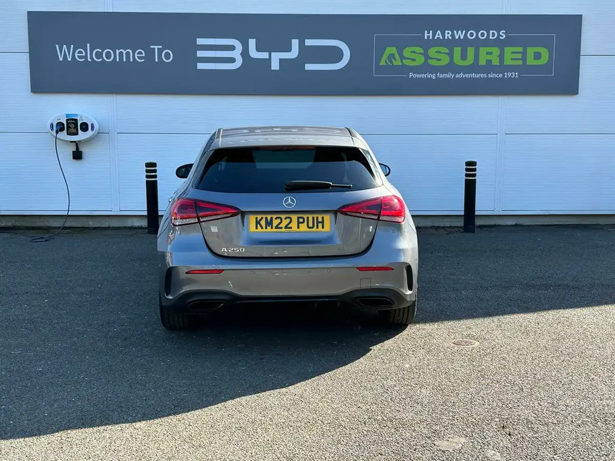 2022-mercedes-benz-a-class-20-a250-amg-line-premium-plus-edition-hatchback-5d-big-6