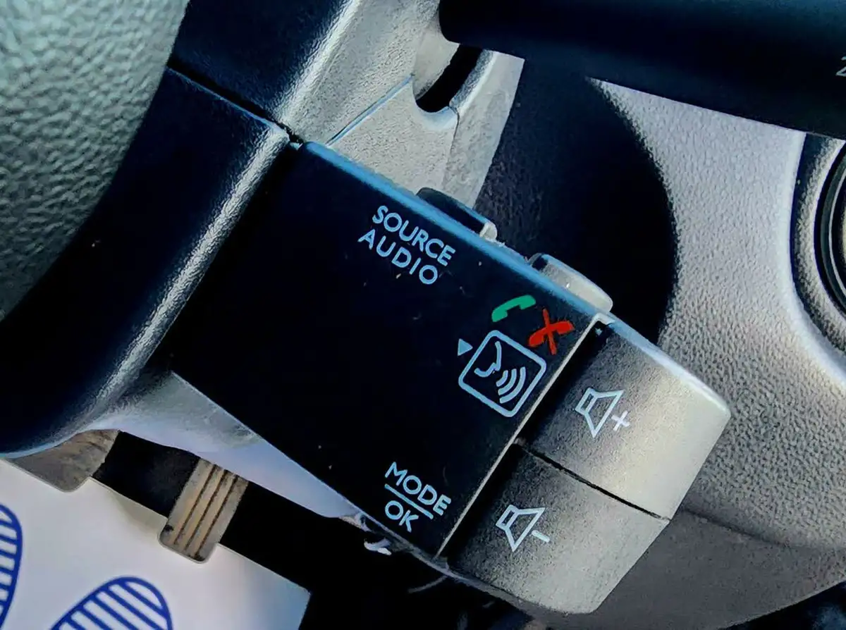 2018-dacia-duster-15dci-nav-auto-big-25