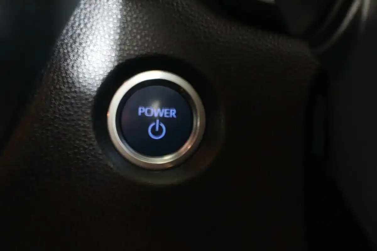 2022-toyota-corolla-18-vvt-i-icon-120bhp-spare-wheel-touring-sports-5d-big-23