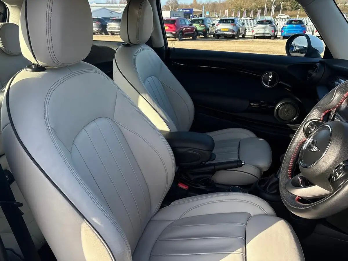 2017-mini-cooper-20-cooper-s-ss-hatchback-3d-sport-auto-big-42