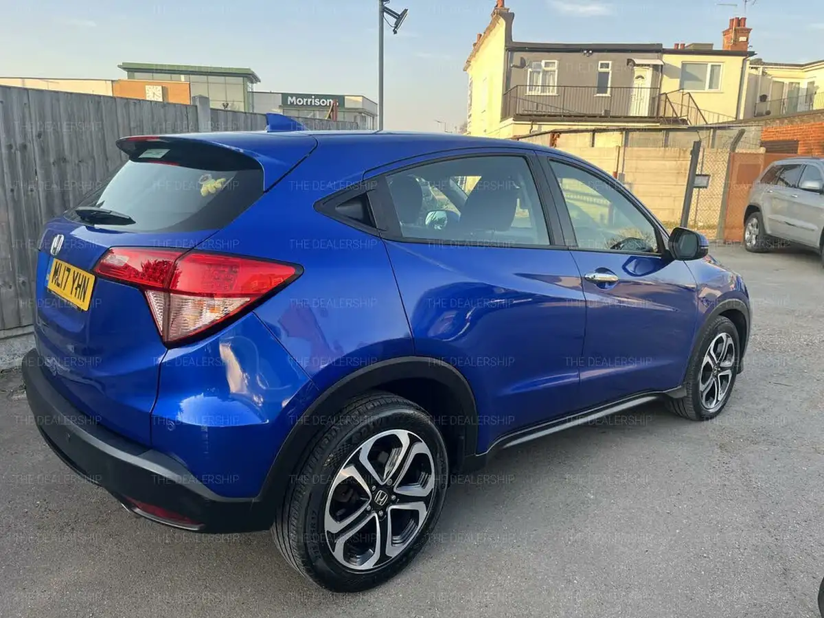 2017-honda-hr-v-16-i-dtec-se-navi-big-4