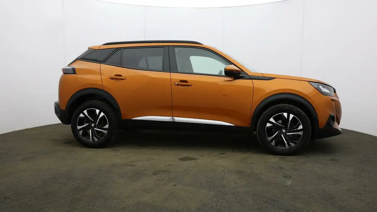 2021-peugeot-2008-suv-12-puretech-allure-premium-100bhp-big-7