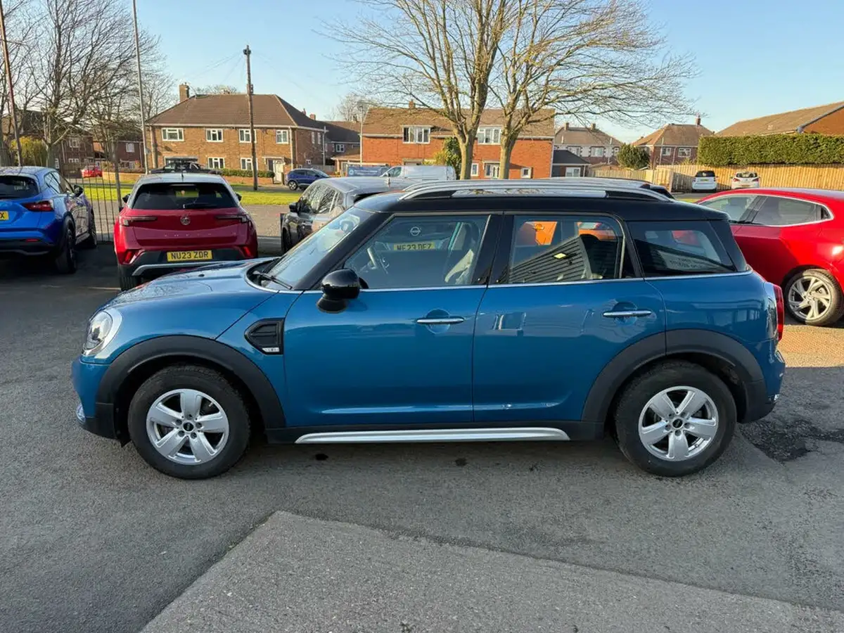 2019-mini-countryman-15-cooper-classic-big-14