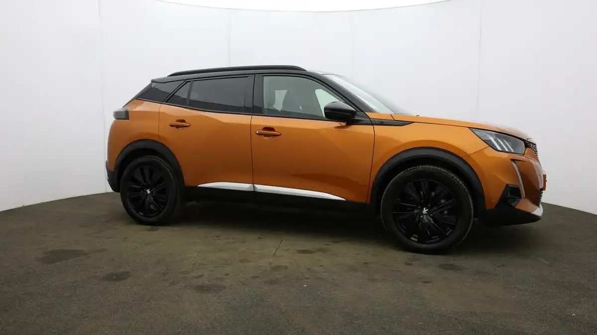 2020-peugeot-2008-suv-e-gt-big-48