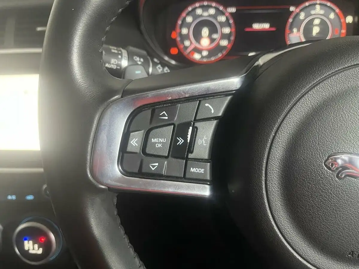2019-jaguar-e-pace-20-i4d-hse-180ps-big-15