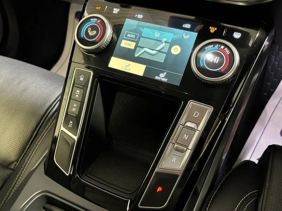 2021-jaguar-i-pace-ev400-hse-big-24