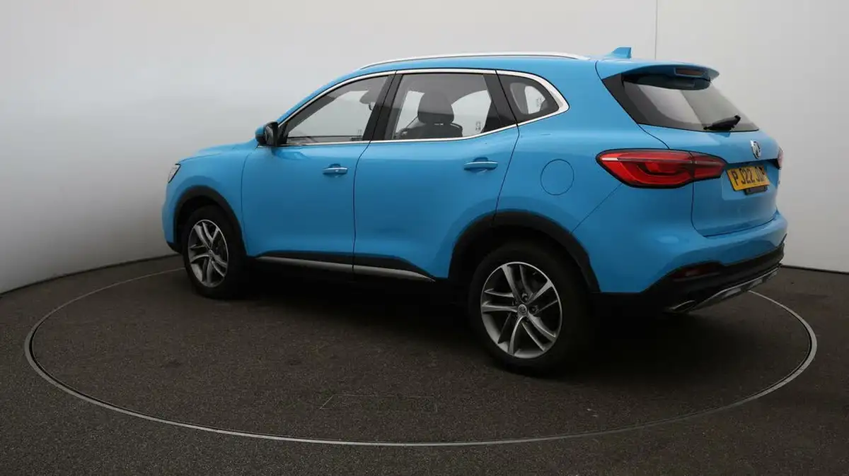 2022-mg-hs-15t-gdi-excite-162ps-big-61
