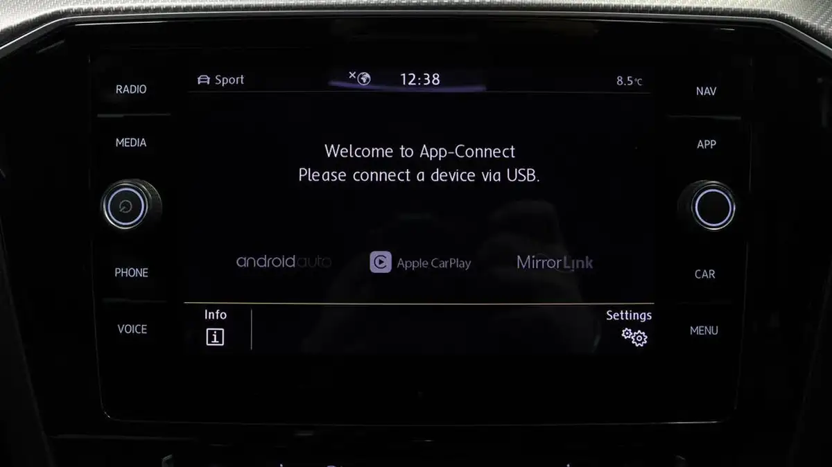 2018-volkswagen-arteon-20-tsi-r-line-190ps-ss-big-23