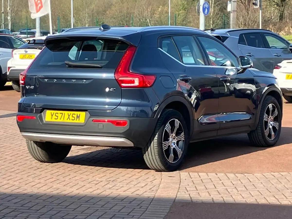 2022-volvo-xc40-20-b4-inscription-awd-big-36
