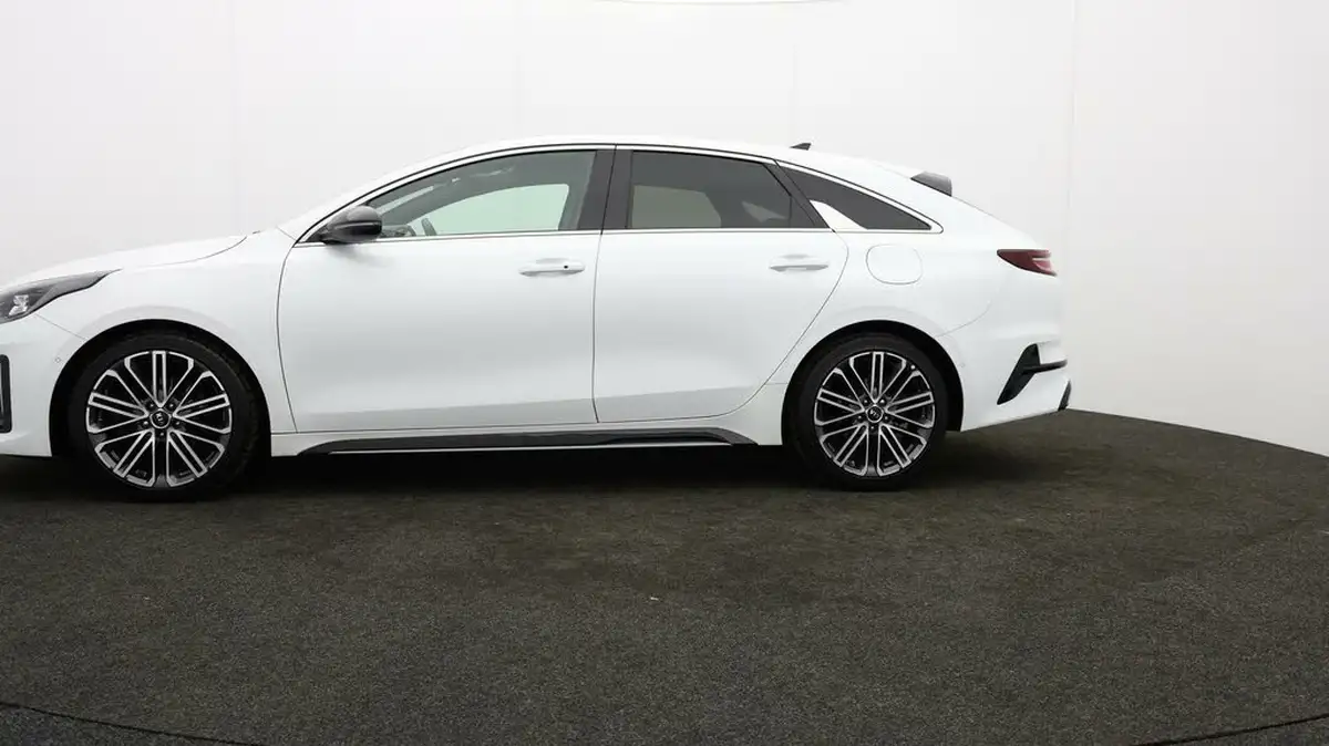 2021-kia-pro-ceed-15-t-gdi-gt-line-s-big-59