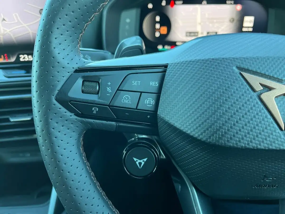 2024-cupra-formentor-15-e-hybrid-vz-first-edition-big-28