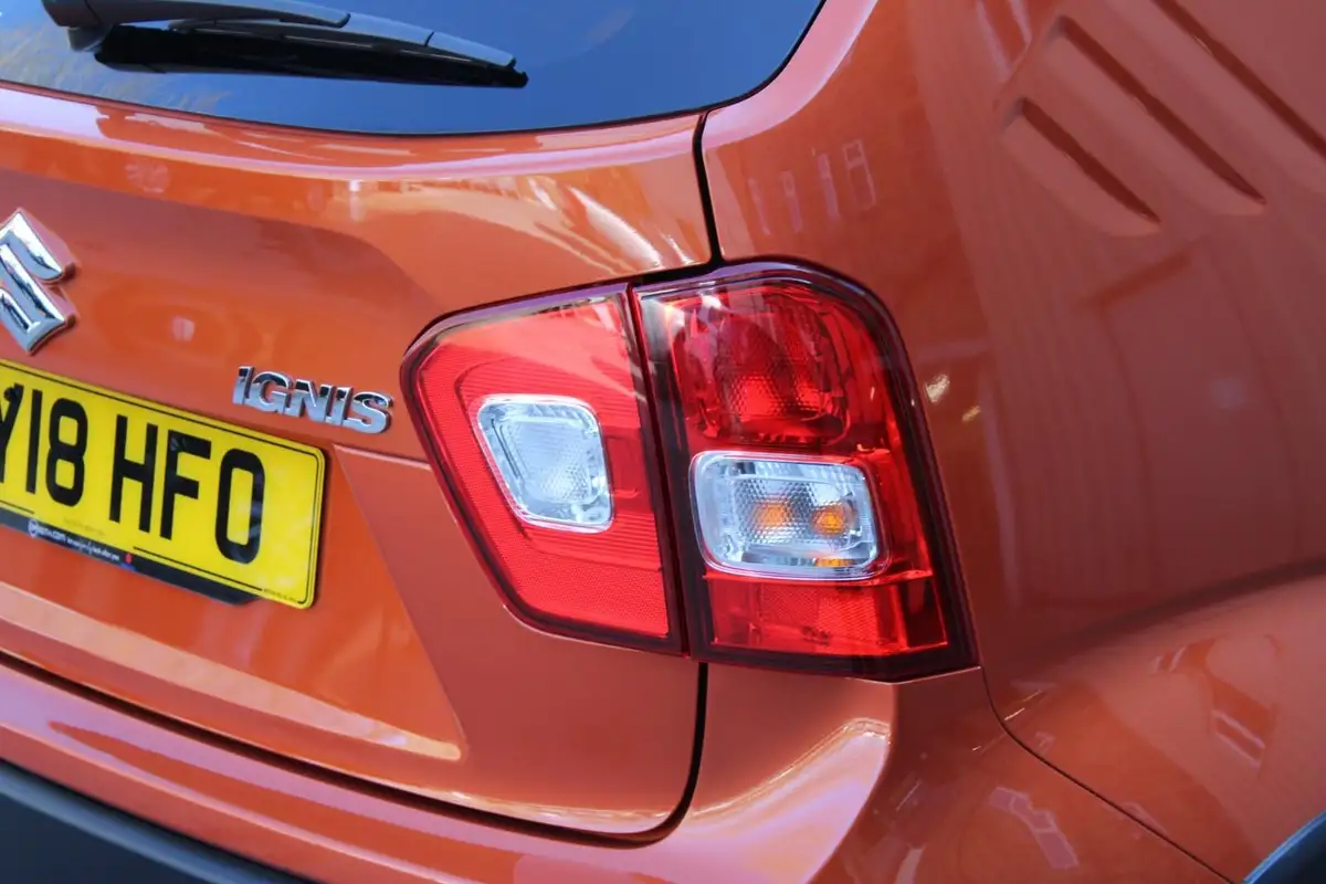 2018-suzuki-ignis-12-dualjet-sz-t-ags-big-7