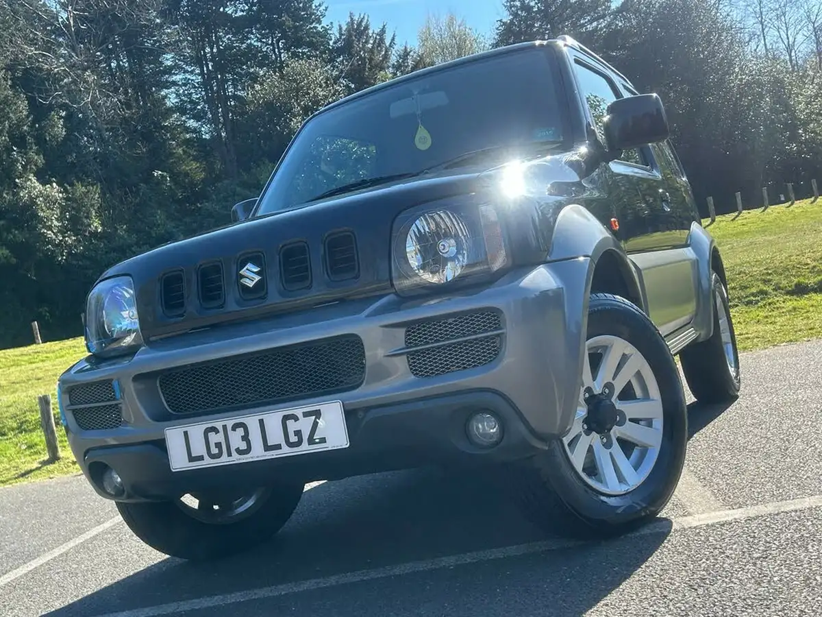 2013-suzuki-jimny-13-sz4-big-3