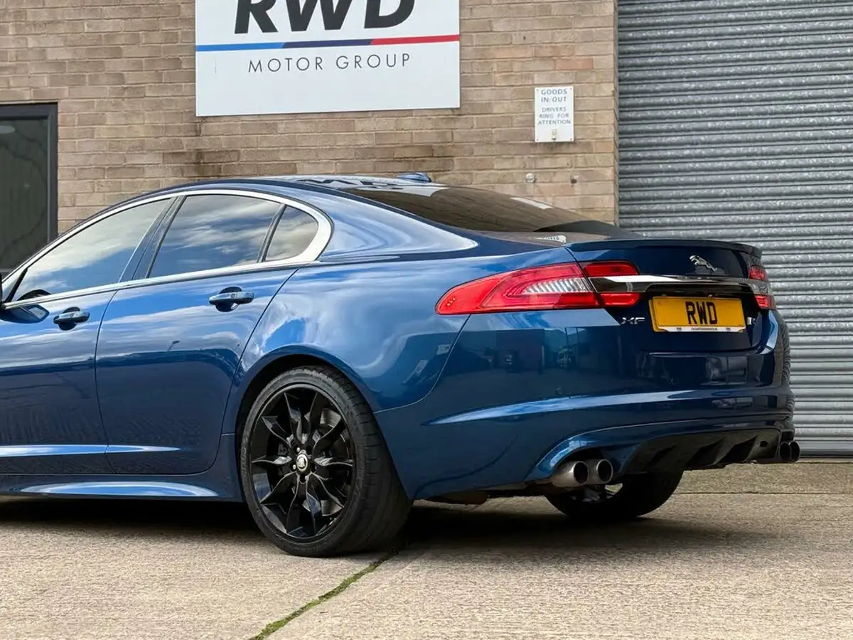 2012-jaguar-xf-50-xfr-big-6