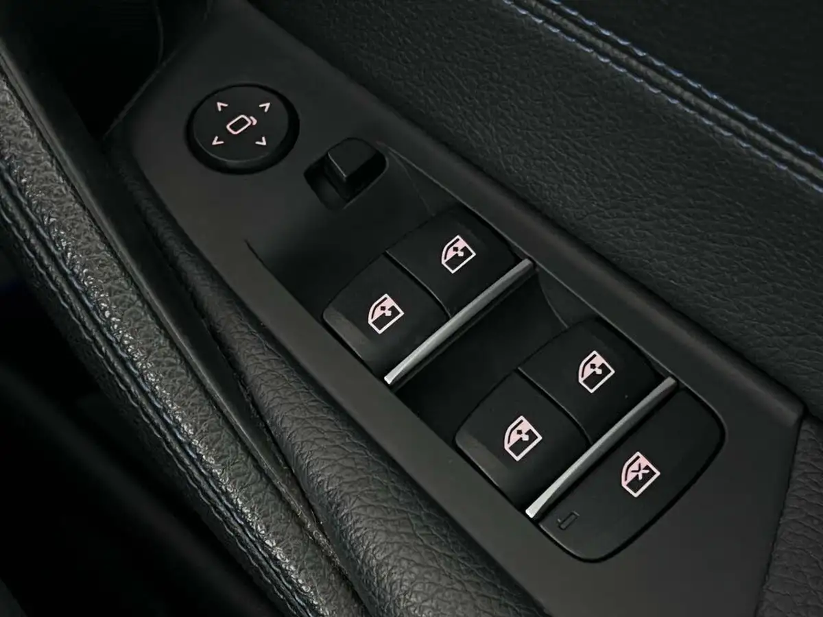 2018-bmw-5-series-20-530e-m-sport-big-24