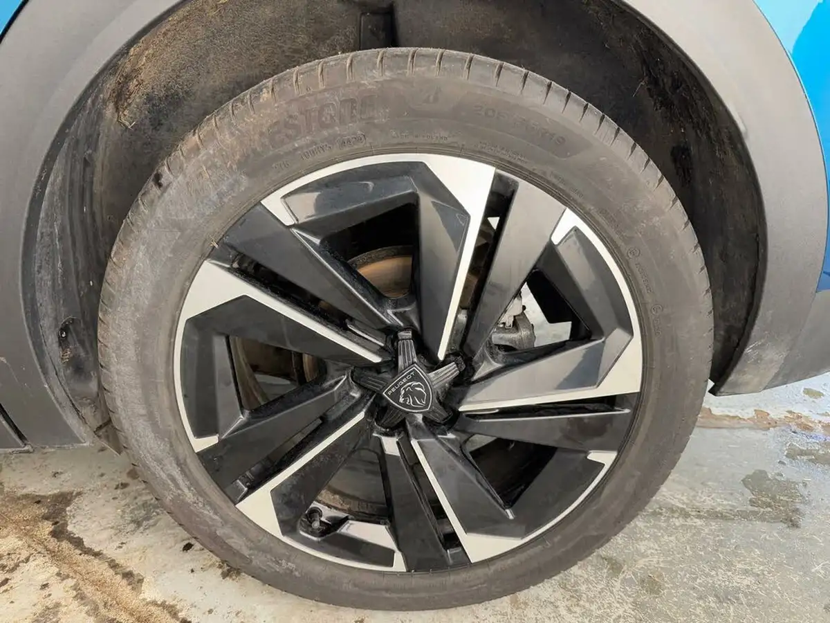 2023-peugeot-408-12-puretech-allure-premium-big-42