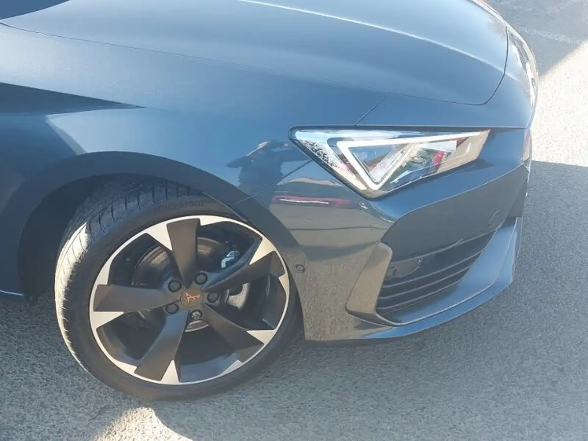 2024-cupra-leon-nf-15-etsi-v1-hatchback-big-8