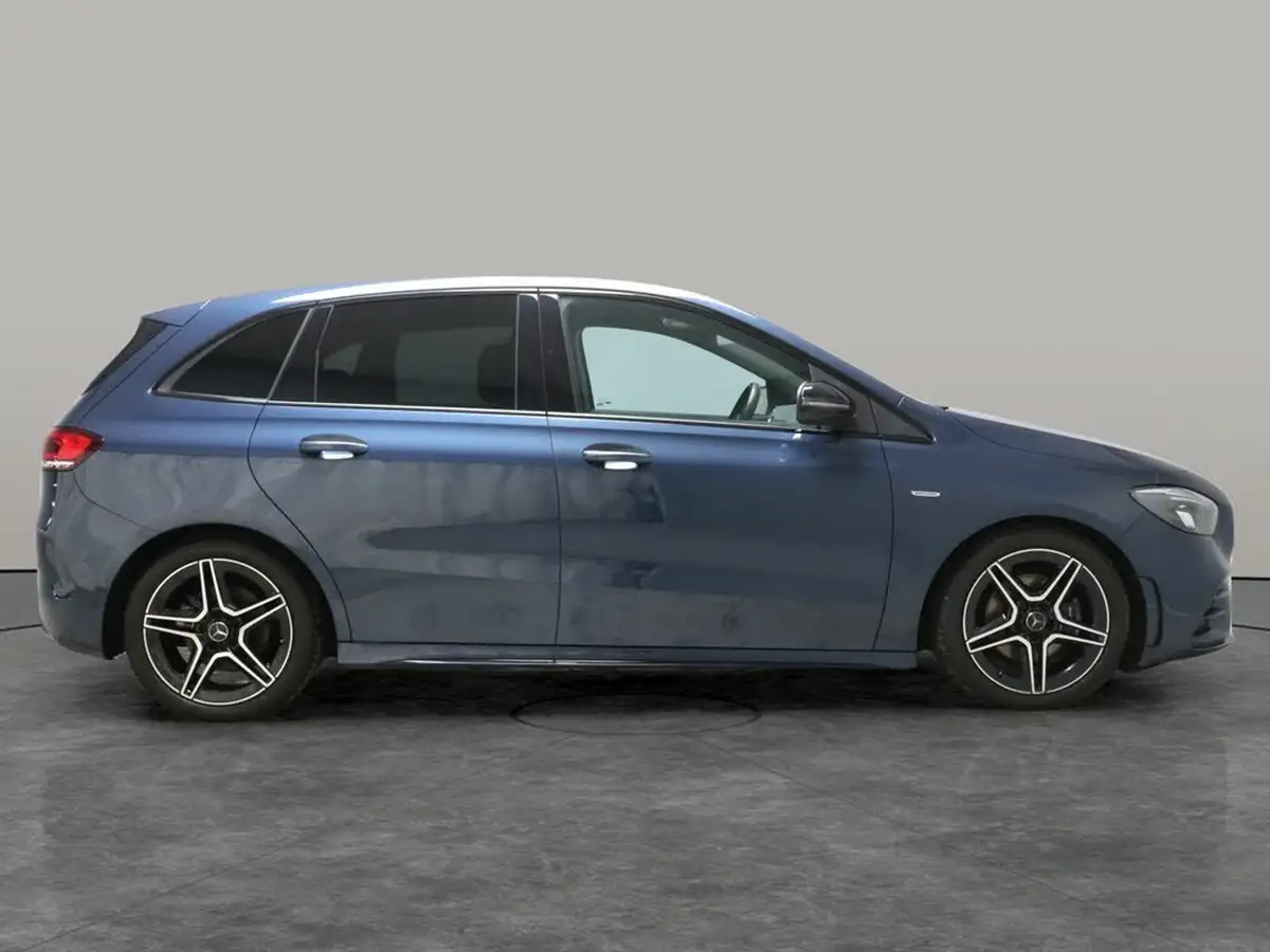 2022-mercedes-benz-b-class-13-b200-amg-line-executive-big-5