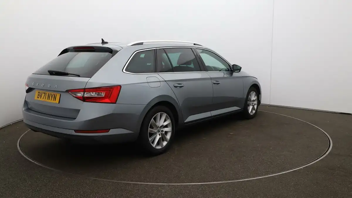 2021-skoda-superb-14-tsi-se-technology-156ps-estate-big-7