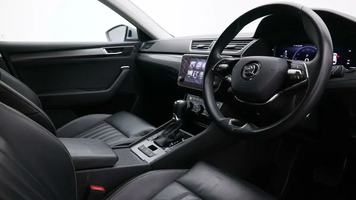 2021-skoda-superb-14-tsi-se-l-estate-big-6