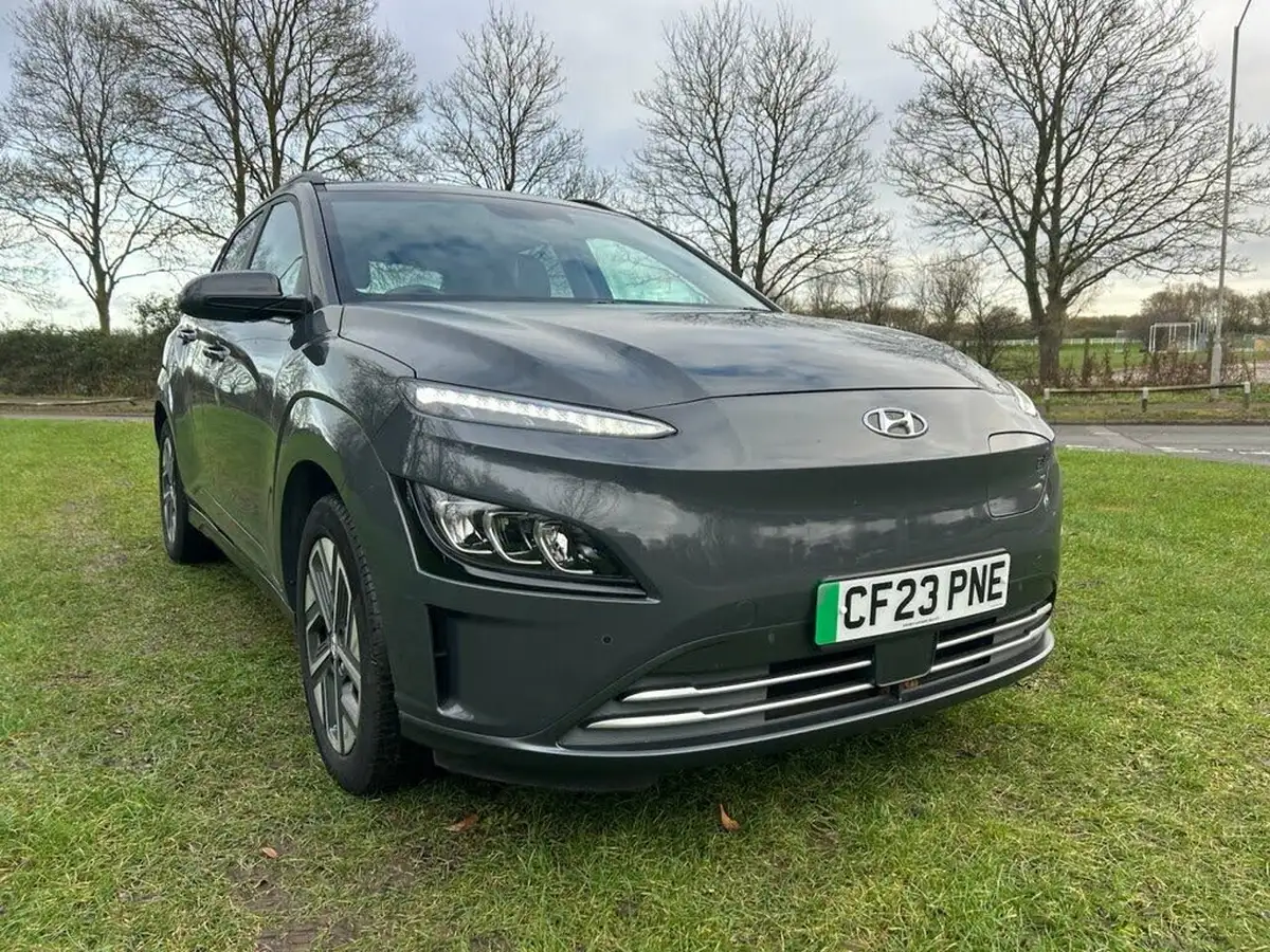 2023-hyundai-kona-e-premium-136ps-39kwh-big-8