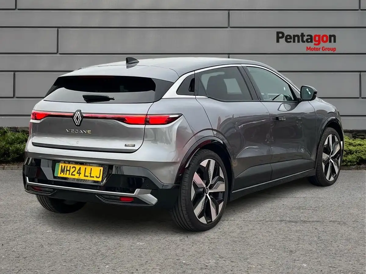 2024-renault-megane-e-tech-e-techno-e-tech-comfort-range-big-3