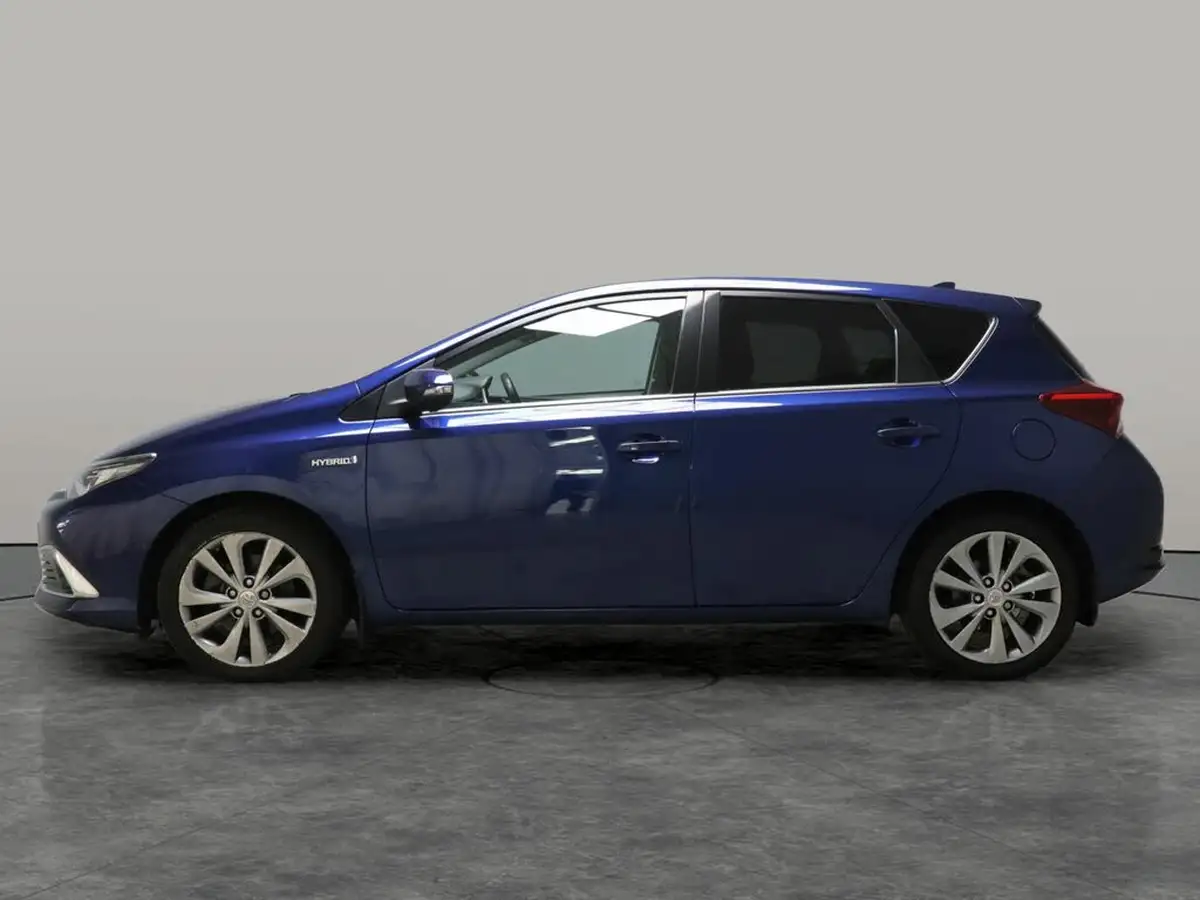 2018-toyota-auris-18-vvt-i-hsd-excel-pan-roof-hatchback-big-16