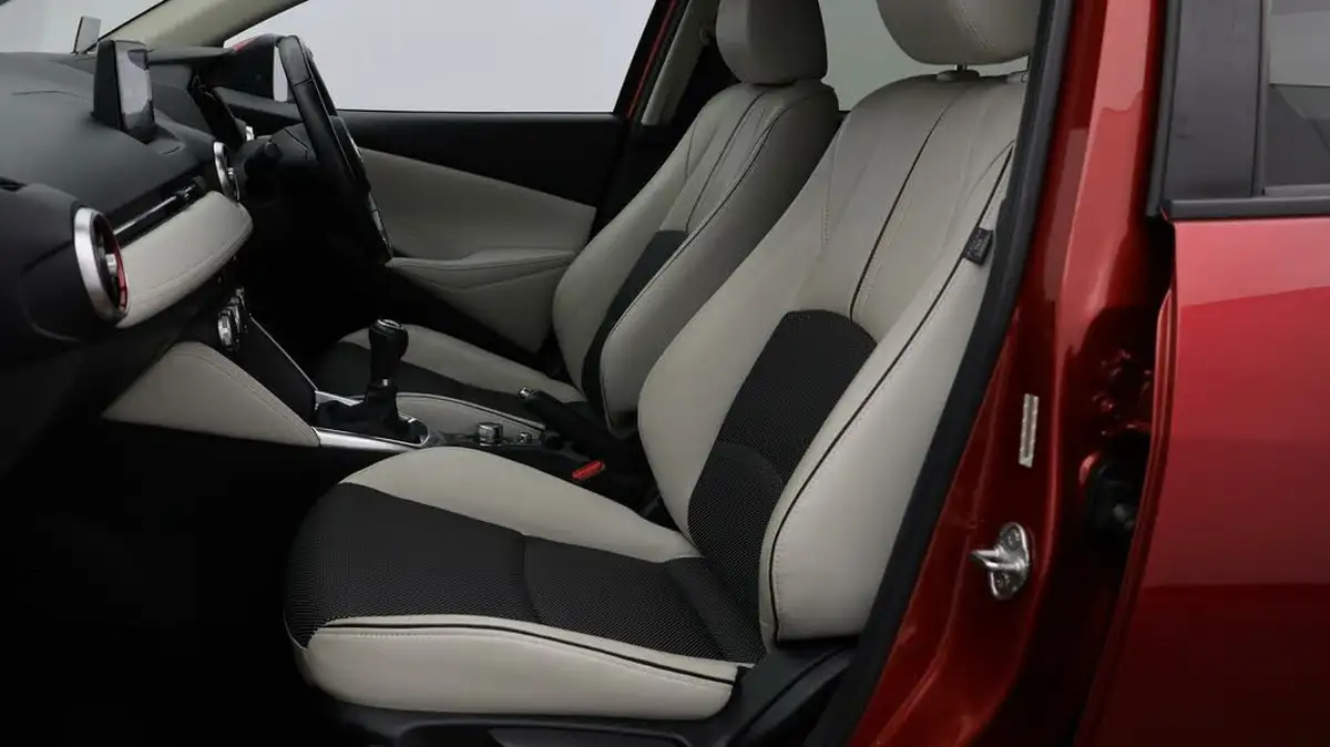 2019-mazda-mazda2-15-gt-sport-nav-115ps-big-13