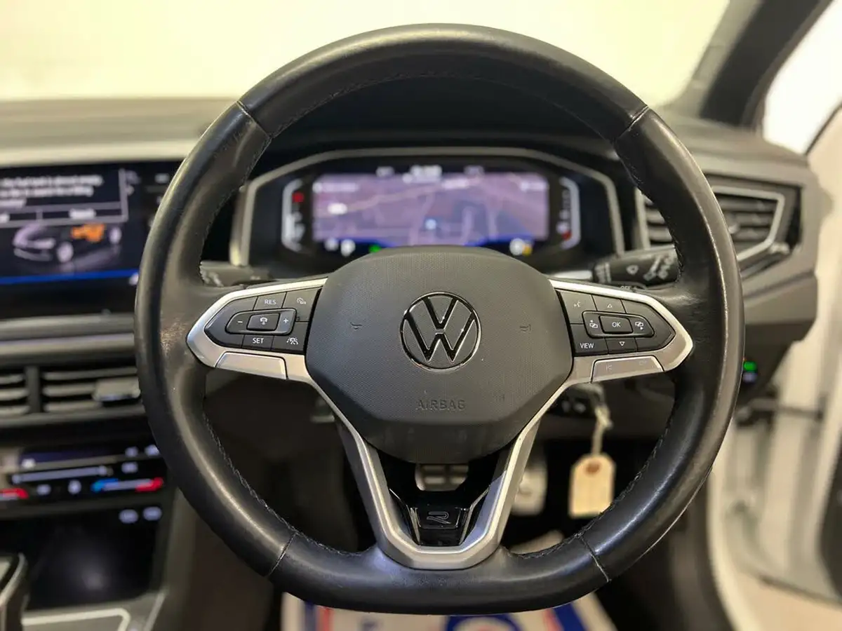 2022-volkswagen-polo-10-tsi-r-line-95ps-dsg-big-31
