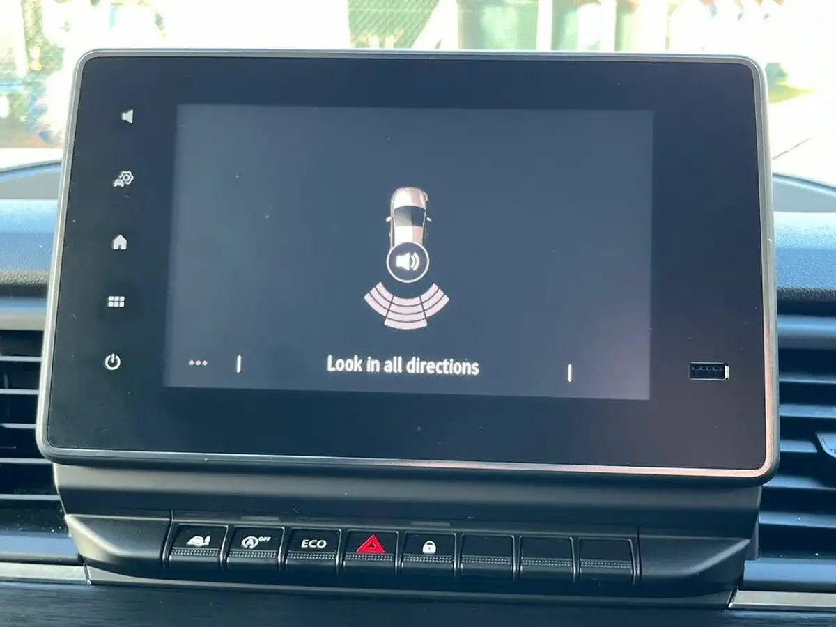2023-renault-trafic-20dci-ll30-130-sport-big-20