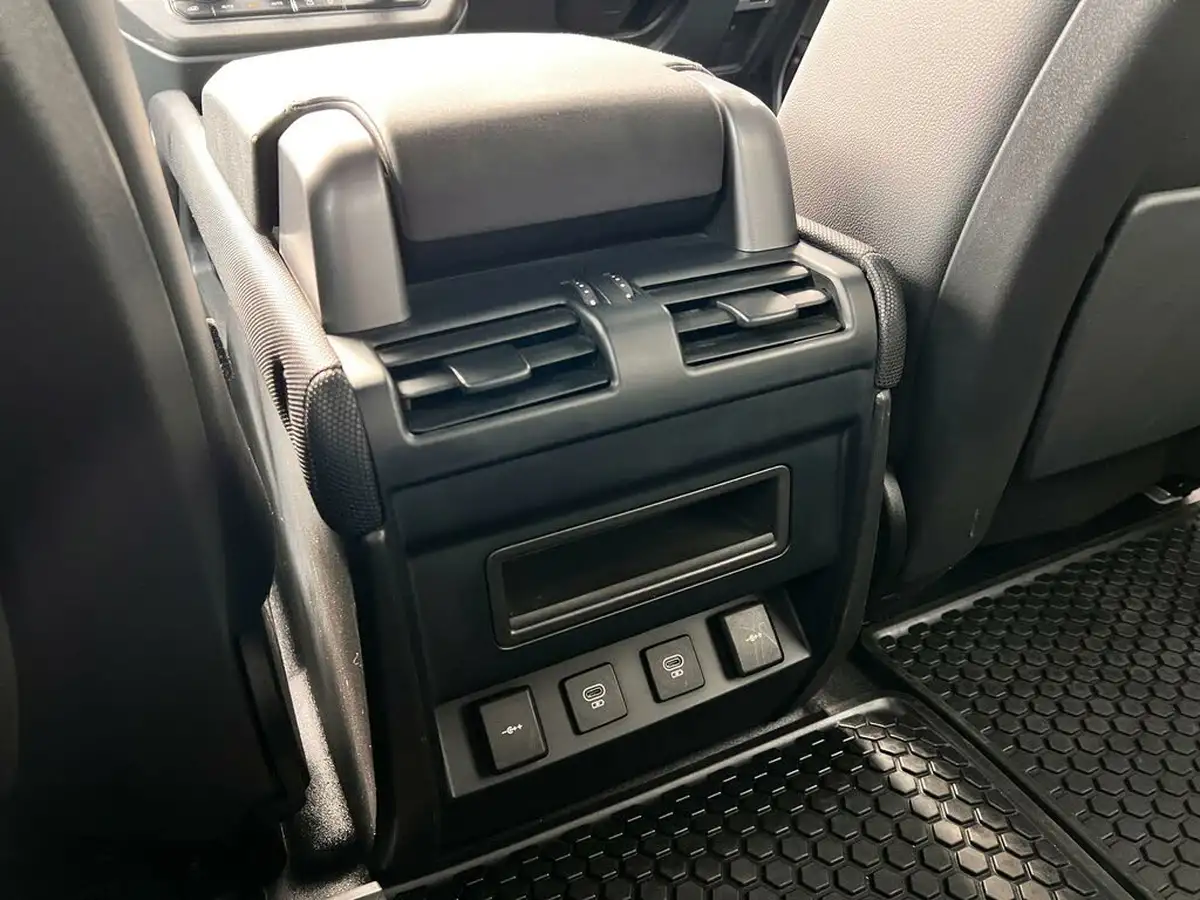2021-land-rover-90-defender-30-d250-x-dynamic-s-big-72