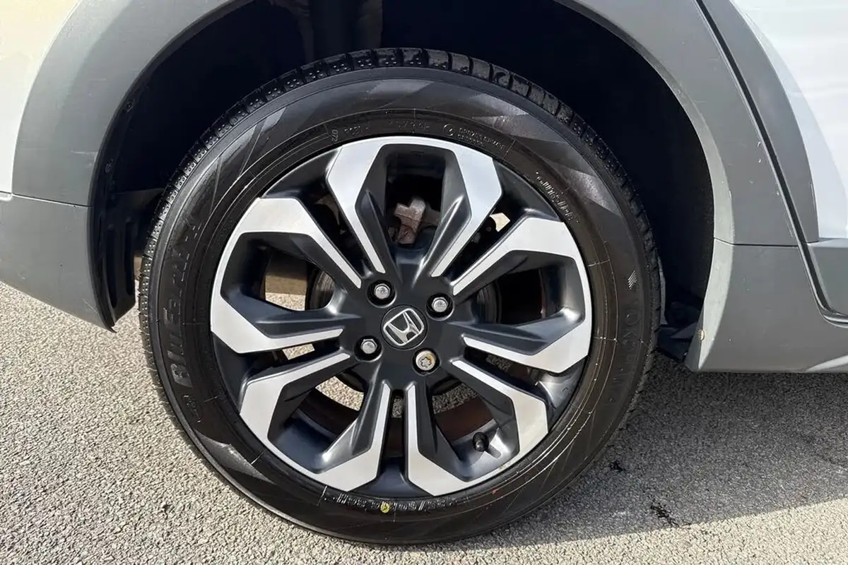 2021-honda-jazz-15-i-mmd-crosstar-ex-109ps-two-tone-big-14