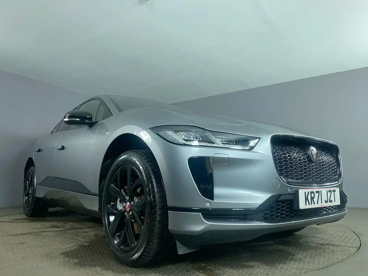 2022-jaguar-i-pace-ev400-black-big-10