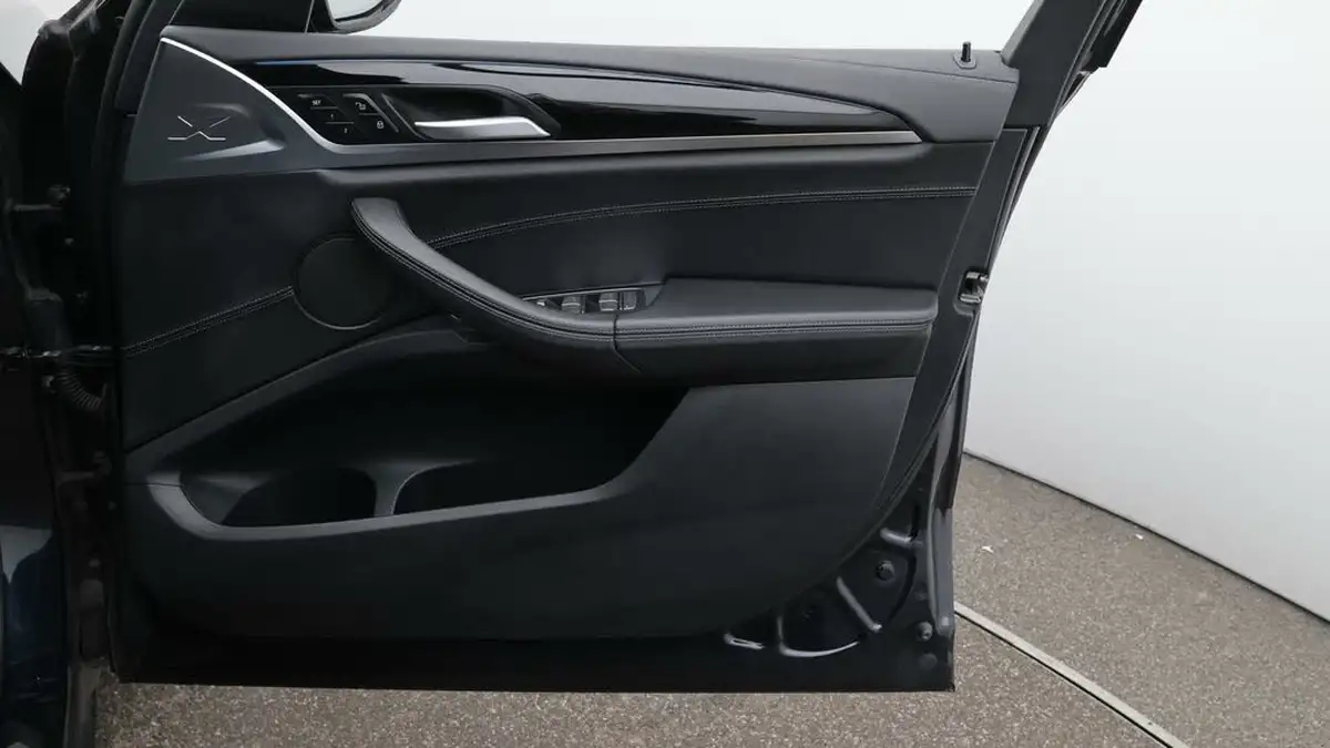 2021-bmw-ix3-e-premier-edition-big-15
