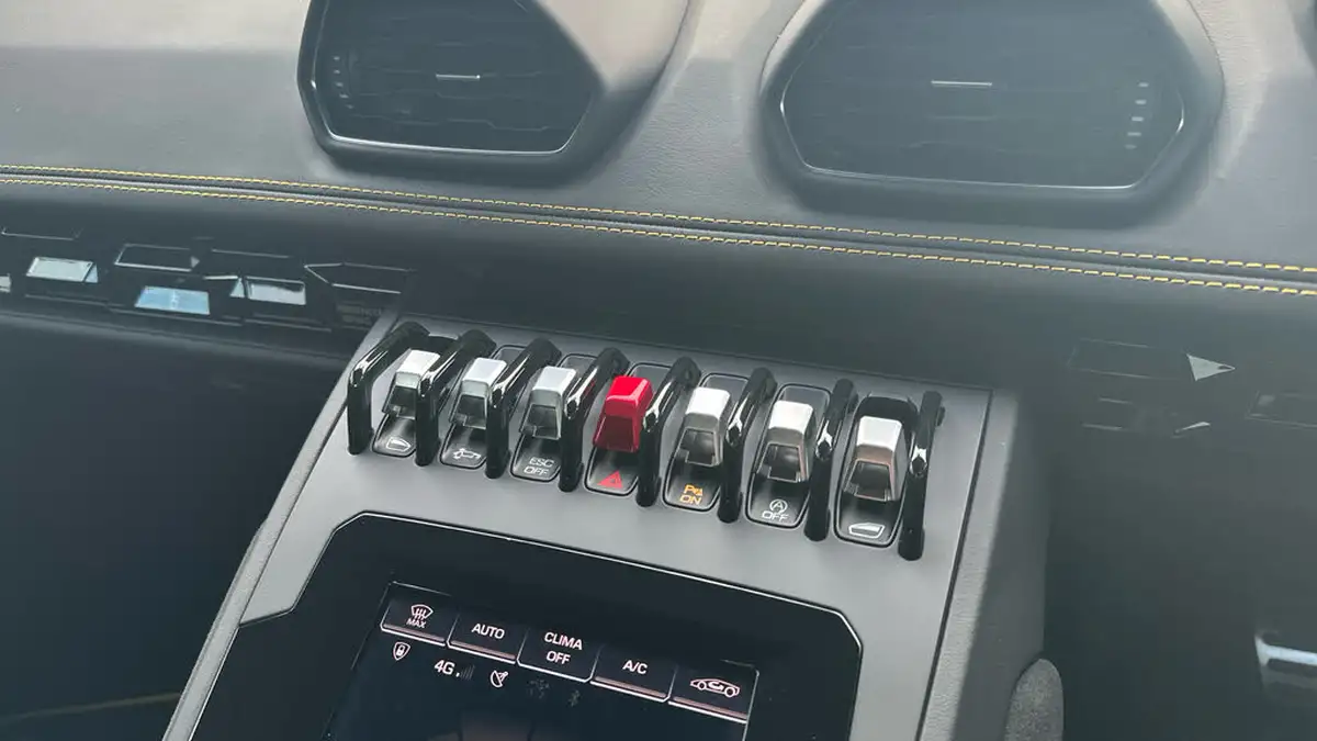 2020-lamborghini-huracan-52-evo-640ps-4wd-coupe-big-15