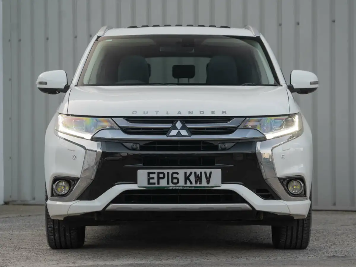 2016-mitsubishi-outlander-20-gx5hs-phev-big-23