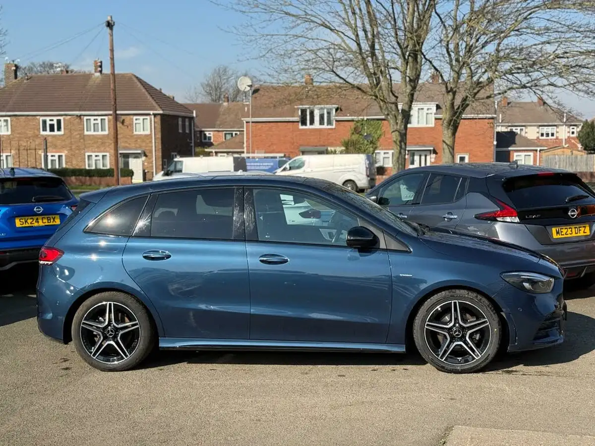 2022-mercedes-benz-b-class-13-b200-amg-line-premium-plus-edition-big-8