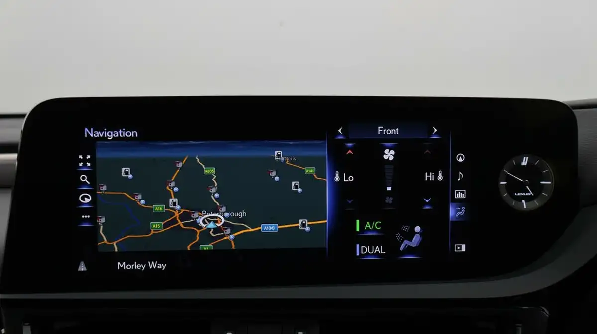 2022-lexus-es-300h-25-f-sport-without-navigation-big-11