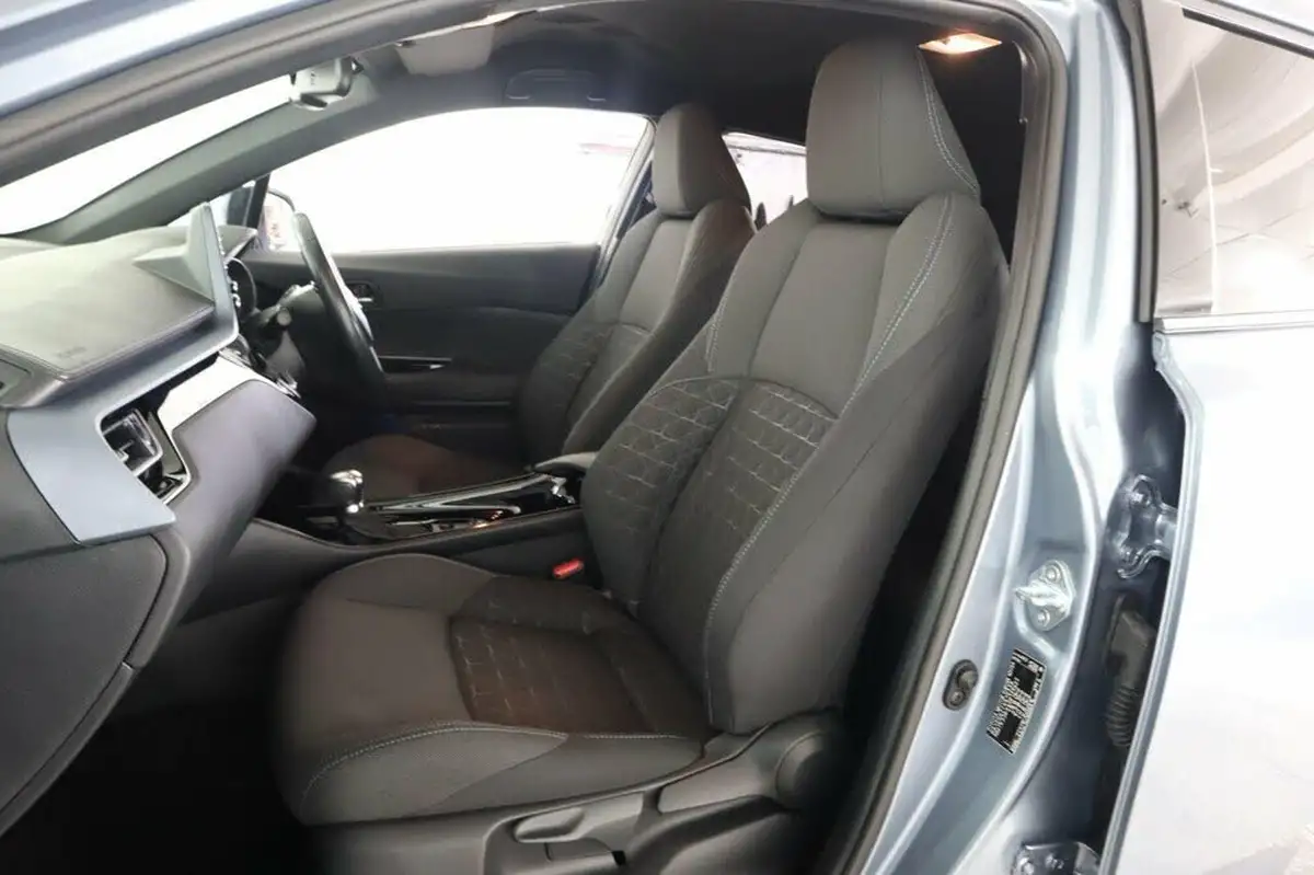 2021-toyota-c-hr-18-vvt-i-design-big-45