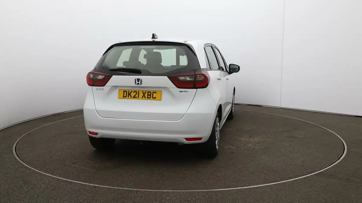 2021-honda-jazz-15-i-mmd-se-107ps-big-52