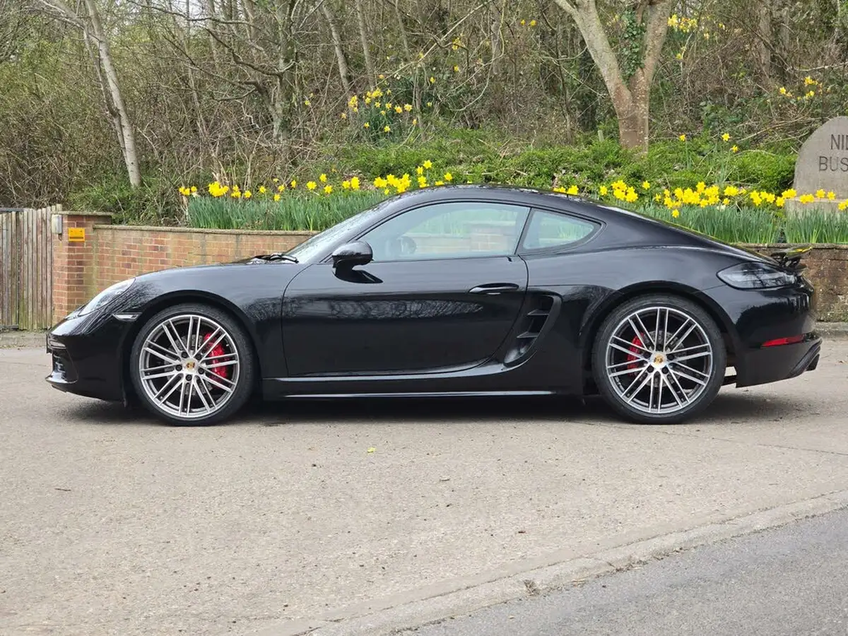 2017-porsche-cayman-718-25-cayman-s-pdk-big-9