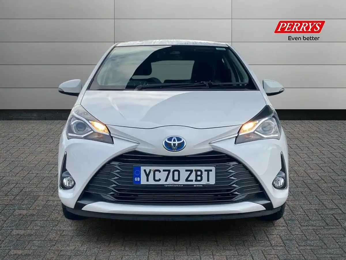 2020-toyota-yaris-15-vvt-i-y20-98bhp-hybrid-1497cc-e-cvt-big-3