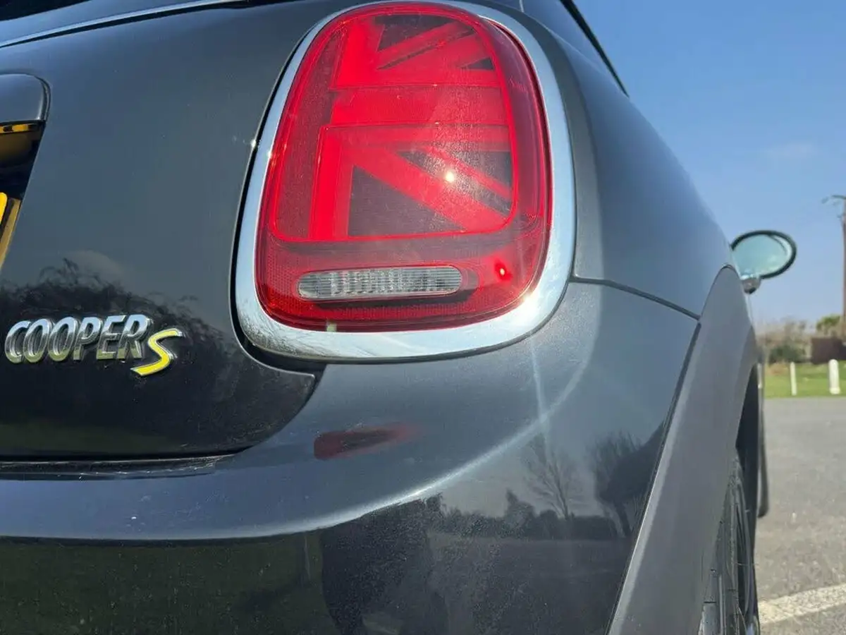 2023-mini-cooper-e-cooper-s-2-big-14