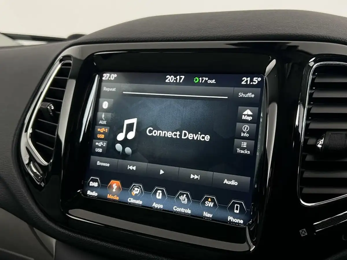 2019-jeep-compass-20multijet-ii-limited-138bhp-big-24