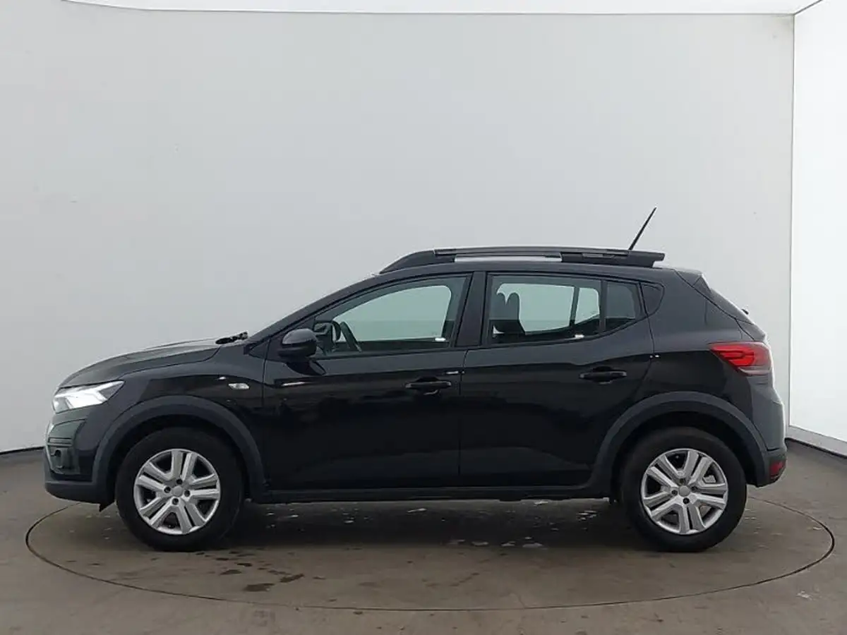 2024-dacia-sandero-stepway-10-tce-expression-90bhp-big-3