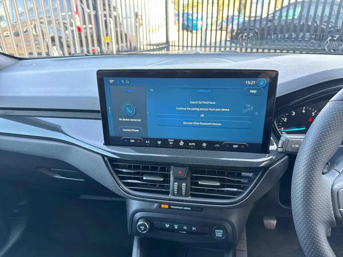 2022-ford-focus-10t-st-line-125ps-hatchback-big-20