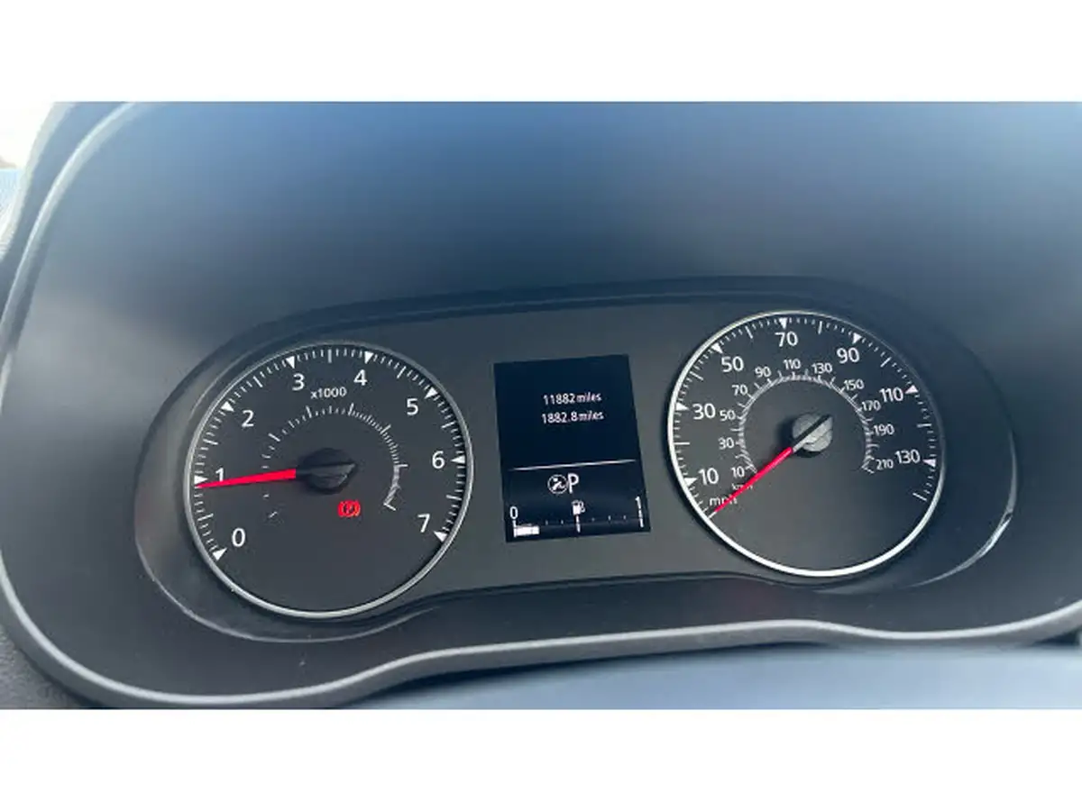 2024-dacia-duster-13-tce-extreme-150bhp-1332cc-edc-big-17